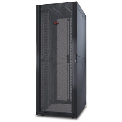 AR3140 APC NetShelter SX 42U 750mm Wide x 1070mm Deep Networking Enclosure with Sides
