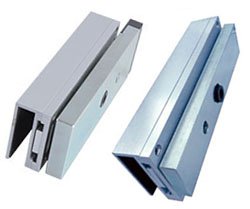 GV-B600U U Bracket for 600lbs Gate Lock (Optional for use with GV-ML600 on glass door) 530-ML600-U00