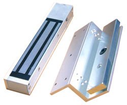 GV-B600LZ	GV-B600LZ LZ Bracket (Optional for use with GV-ML600 on In-Swing Doors)