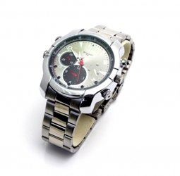 NightWatchSilver4GB: Silver Watch with Night Vision 4GB*