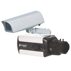 PIC-HYD312LN Box Fixed: Wide Dynamic Range Color 480 TVL w/ 2010 Housing, 2.8-12 mm lens, Heater and 3m Coax/Power