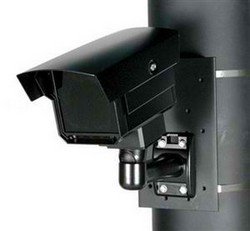 REG-L1-835XE-01 BOSCH LICENSE PLATE READER WITH LED, 35MM LENS, SX8 CAMERA, EIA, 27-48FT, PSU SEP...